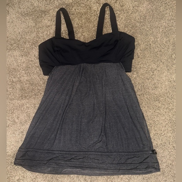 Lululemon Back On Track Tank Size 12 - Picture 6 of 9